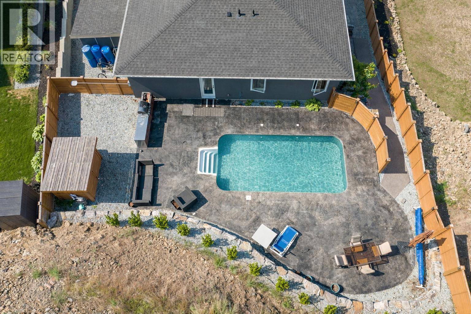 3284 Vineyard View Drive