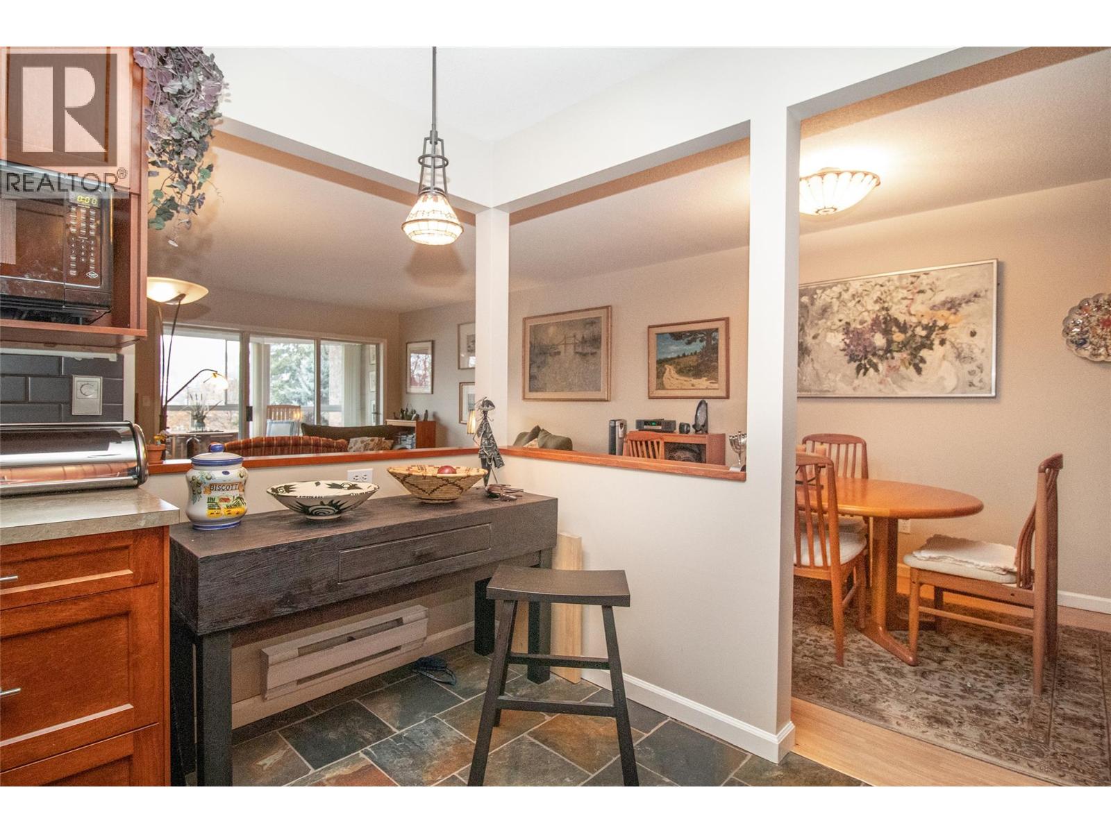 945 Lawrence Avenue Unit# 307