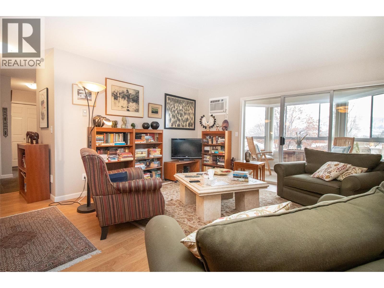 945 Lawrence Avenue Unit# 307