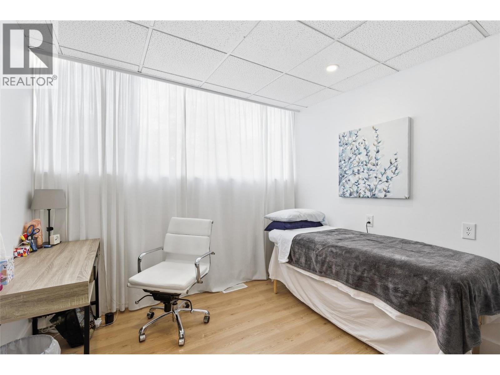 1710 Ellis Street Unit# 18/19