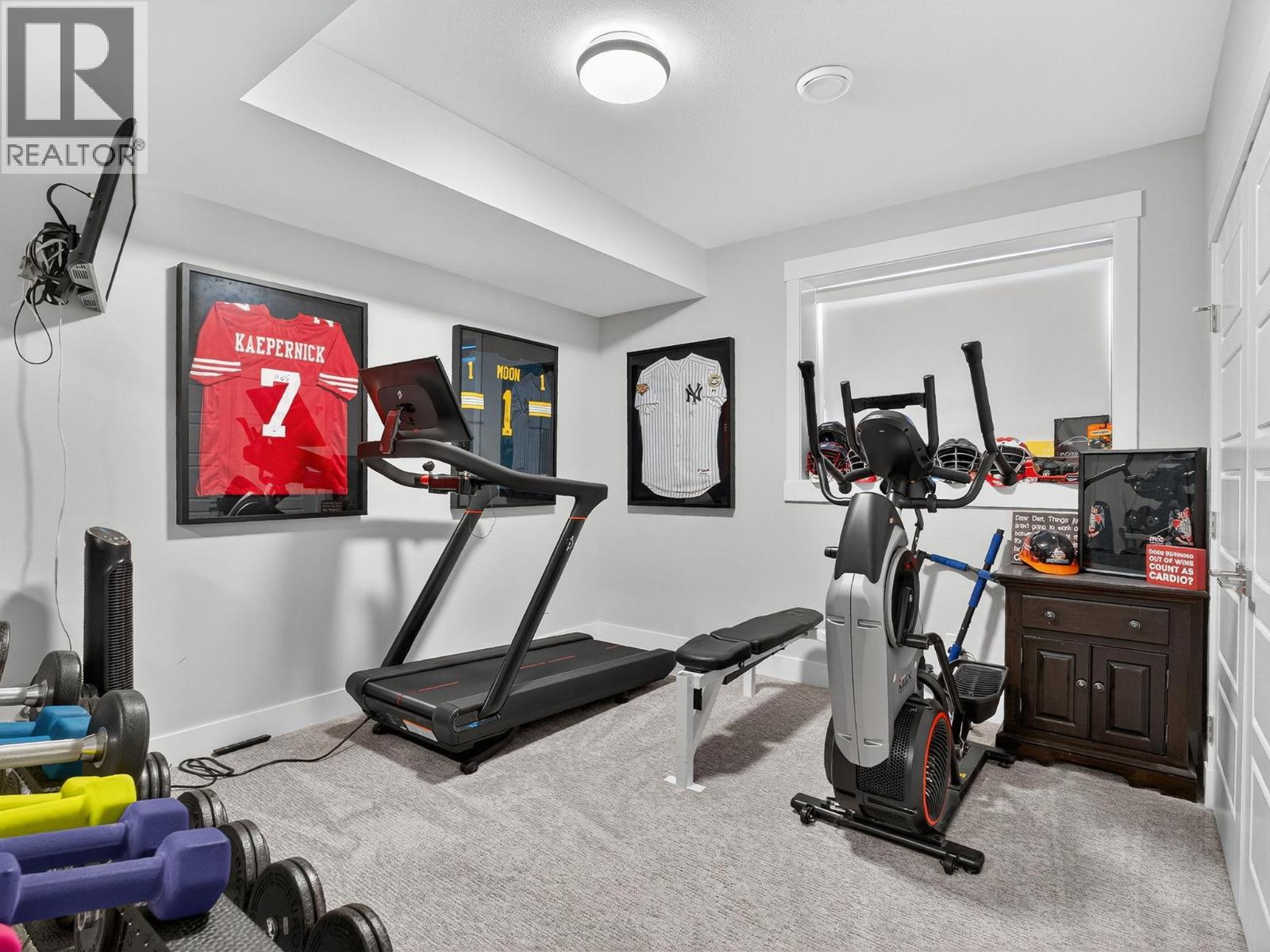 9443 Ledgestone Road