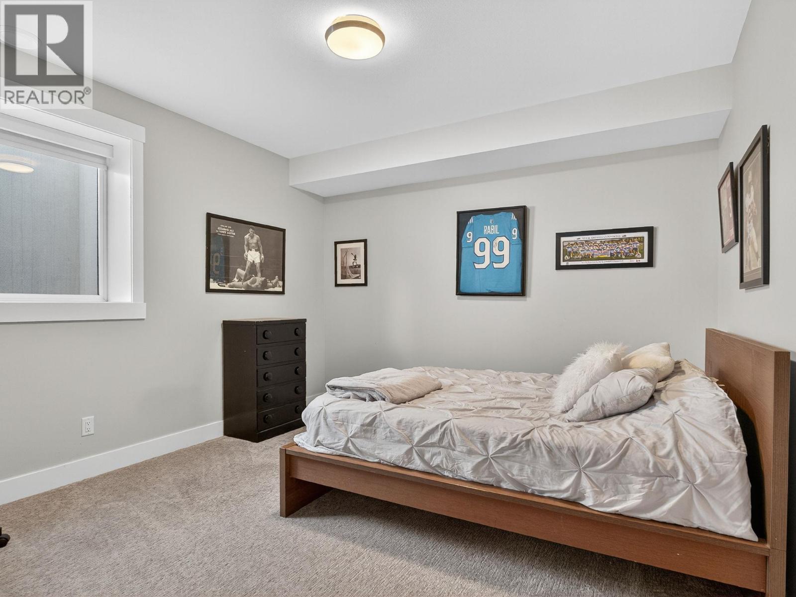 9443 Ledgestone Road
