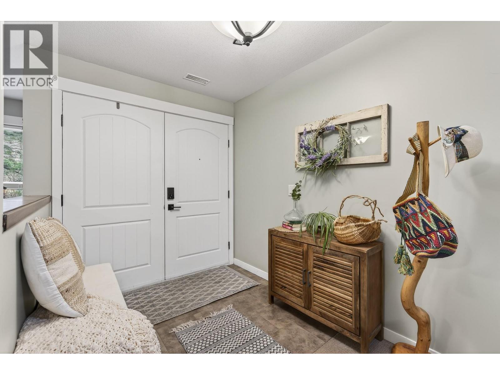 1487 Rosewood Drive