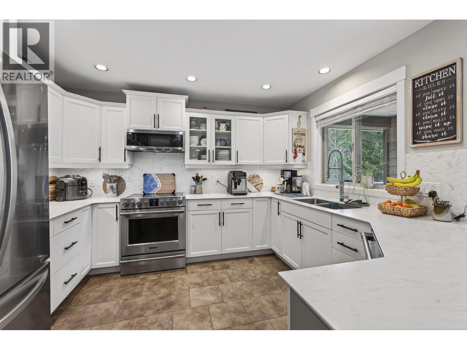 1487 Rosewood Drive
