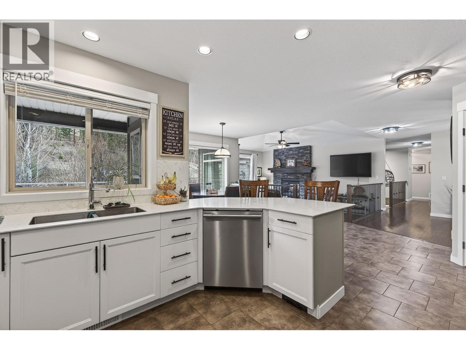 1487 Rosewood Drive