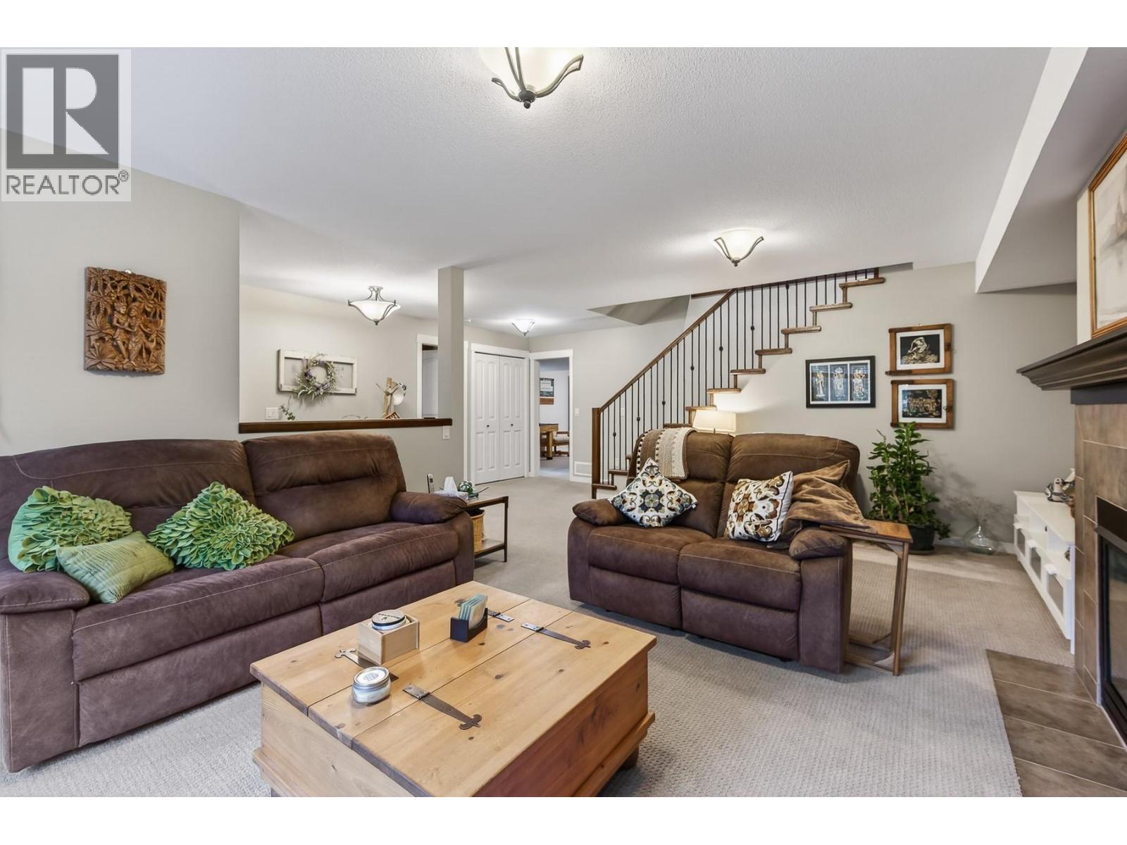 1487 Rosewood Drive