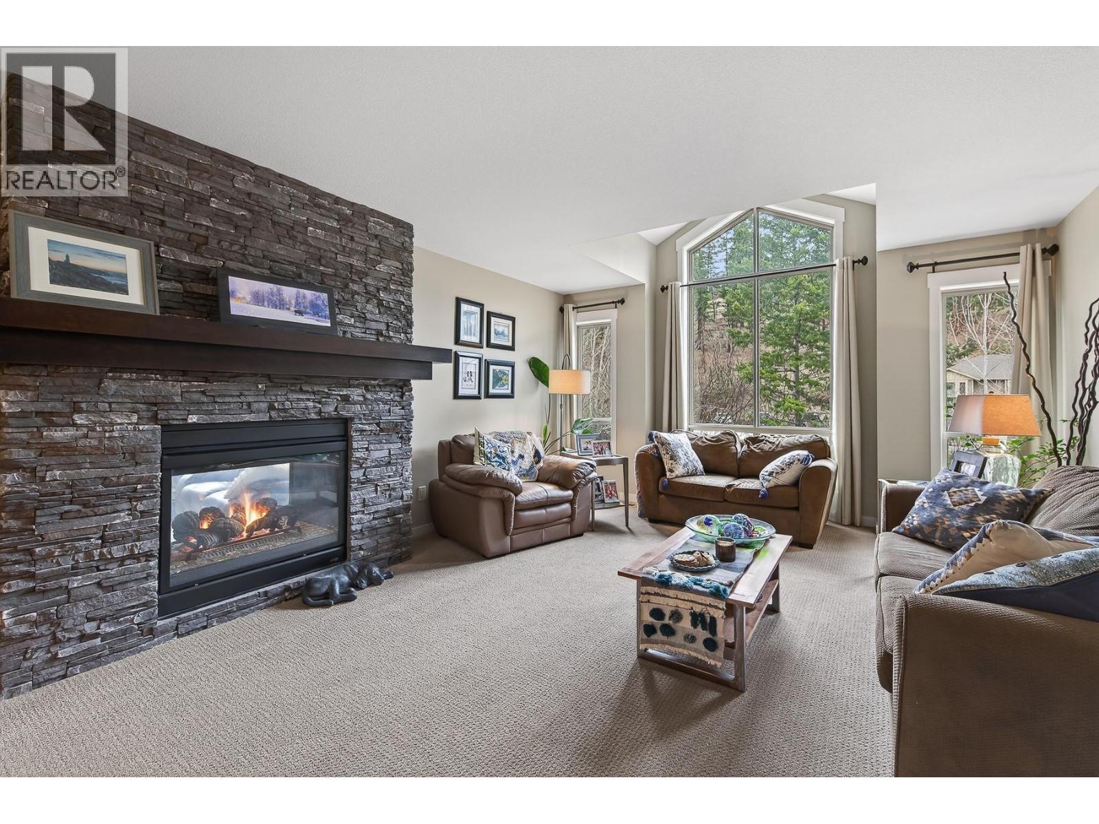 1487 Rosewood Drive