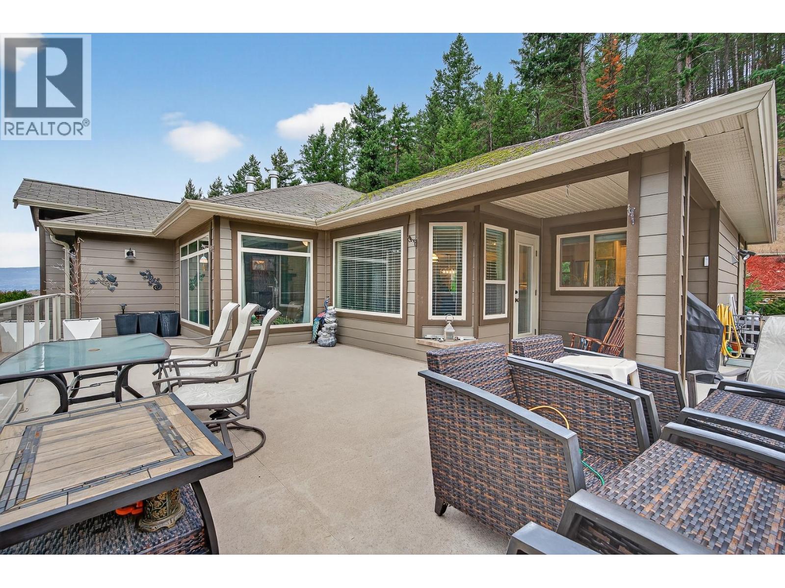 1487 Rosewood Drive