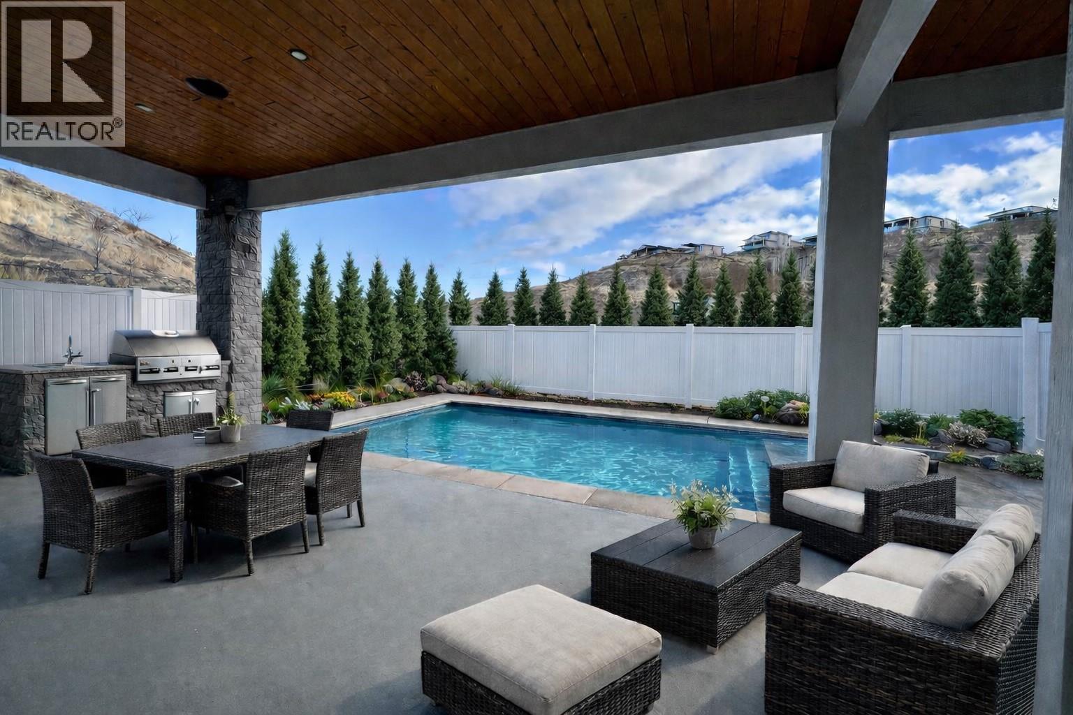 5533 Foothill Court