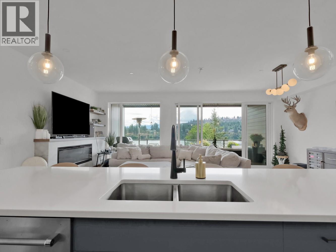 2735 Shannon Lake Road Unit# 114