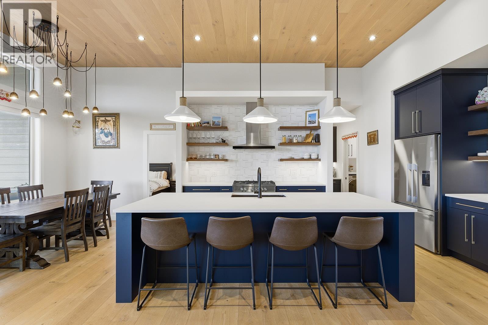 10283 Beacon Hill Drive
