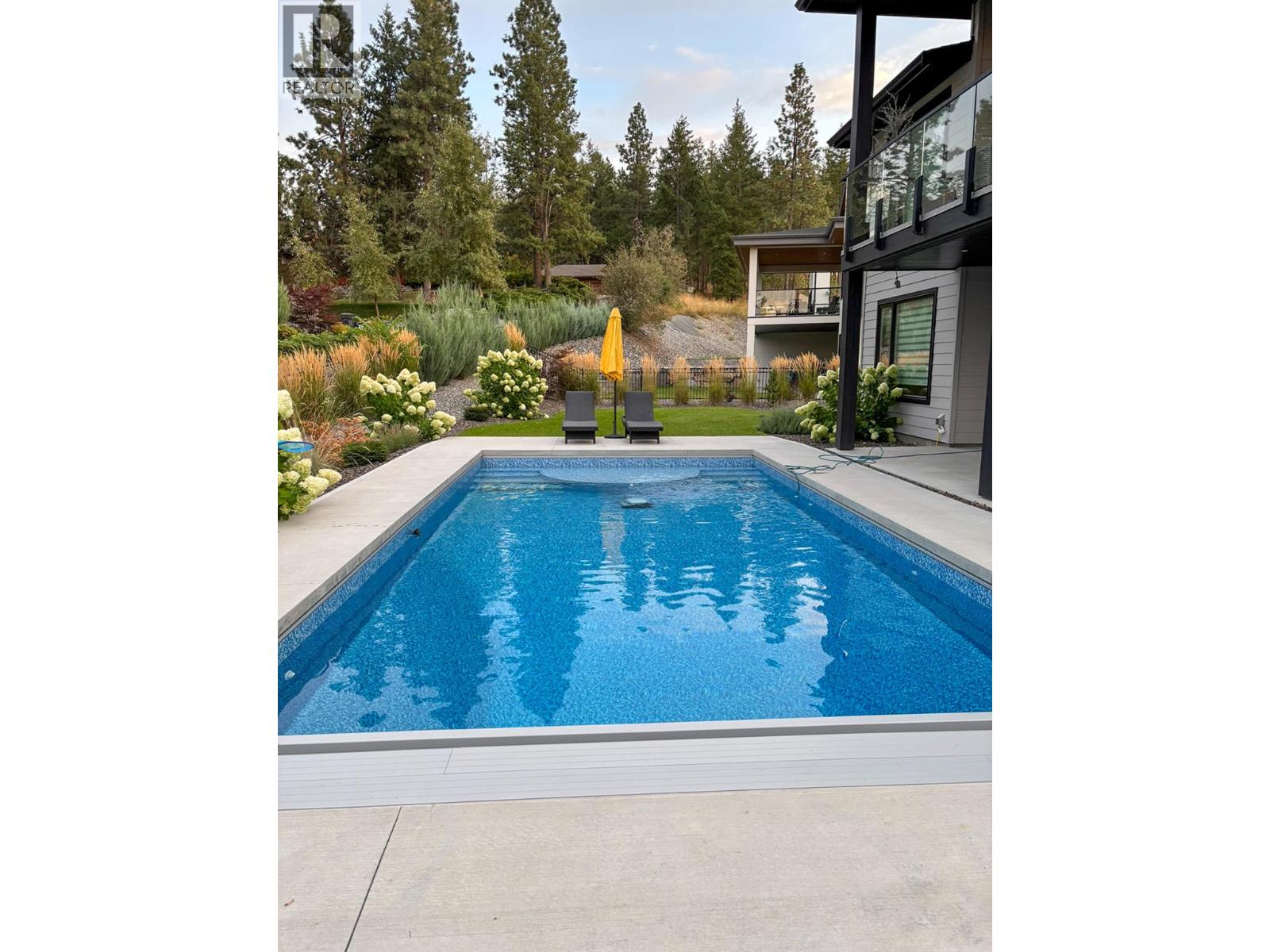10283 Beacon Hill Drive