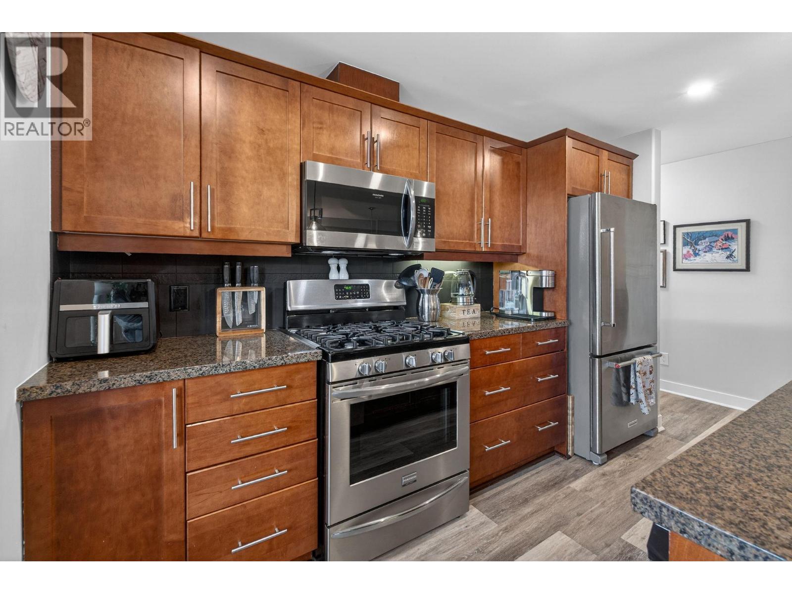 1160 Bernard Avenue Unit# 410