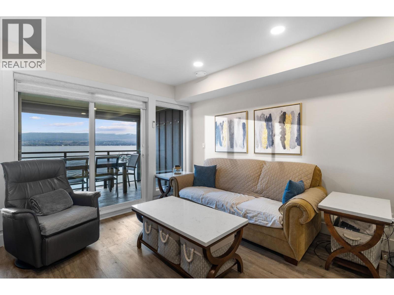 2777 Casa Loma Road Unit# 207