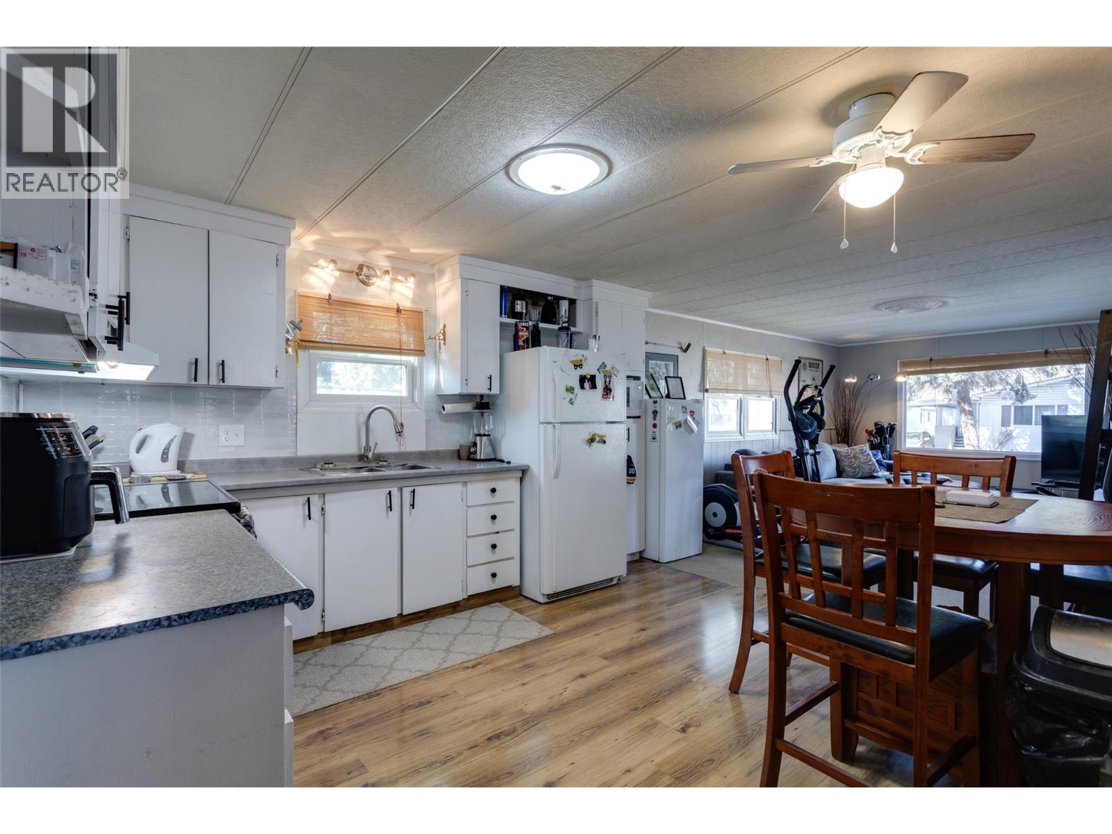 3535 Casorso Road Unit# 26