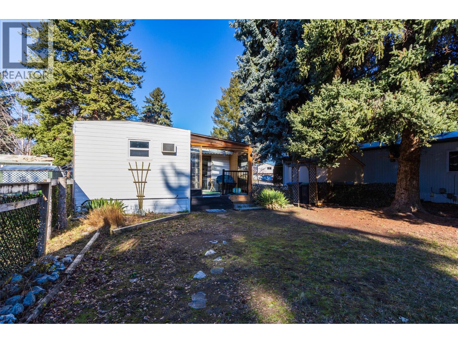 3535 Casorso Road Unit# 26