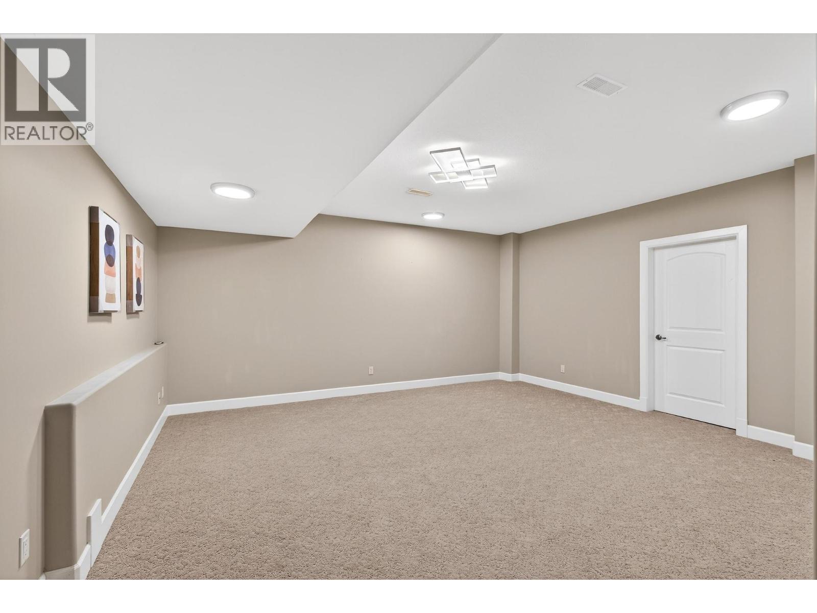 748 Traditions Crescent