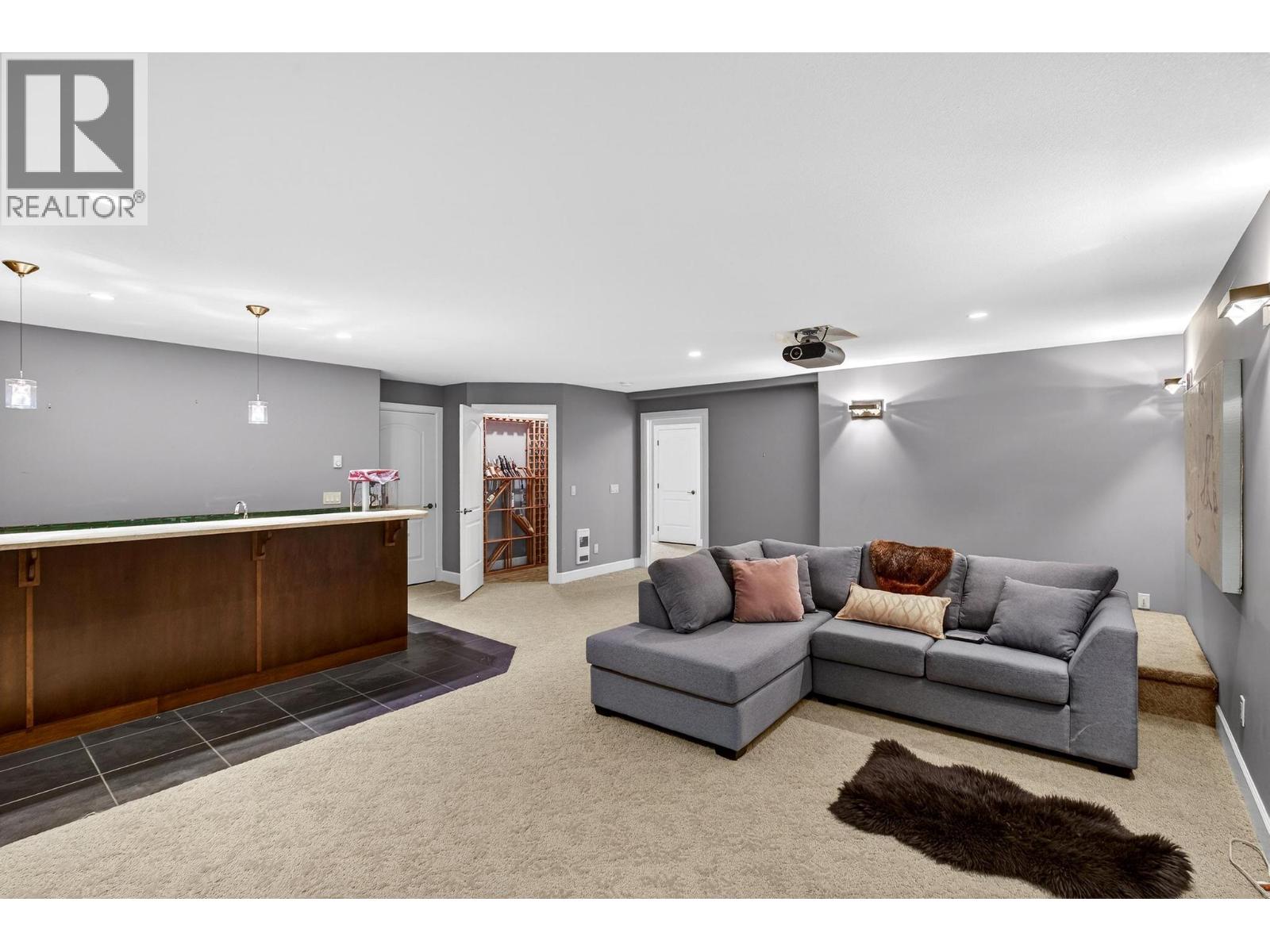 748 Traditions Crescent