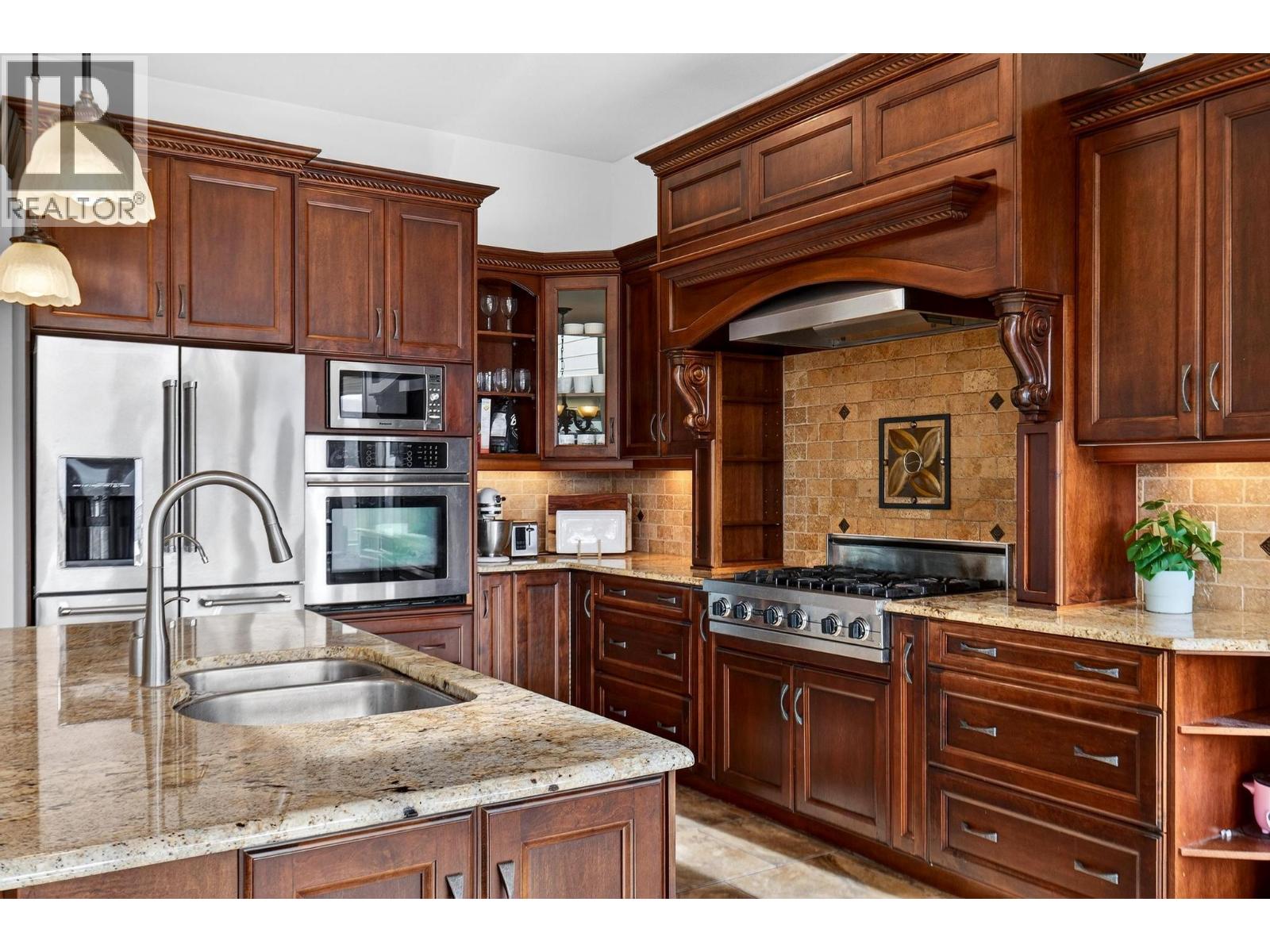 748 Traditions Crescent