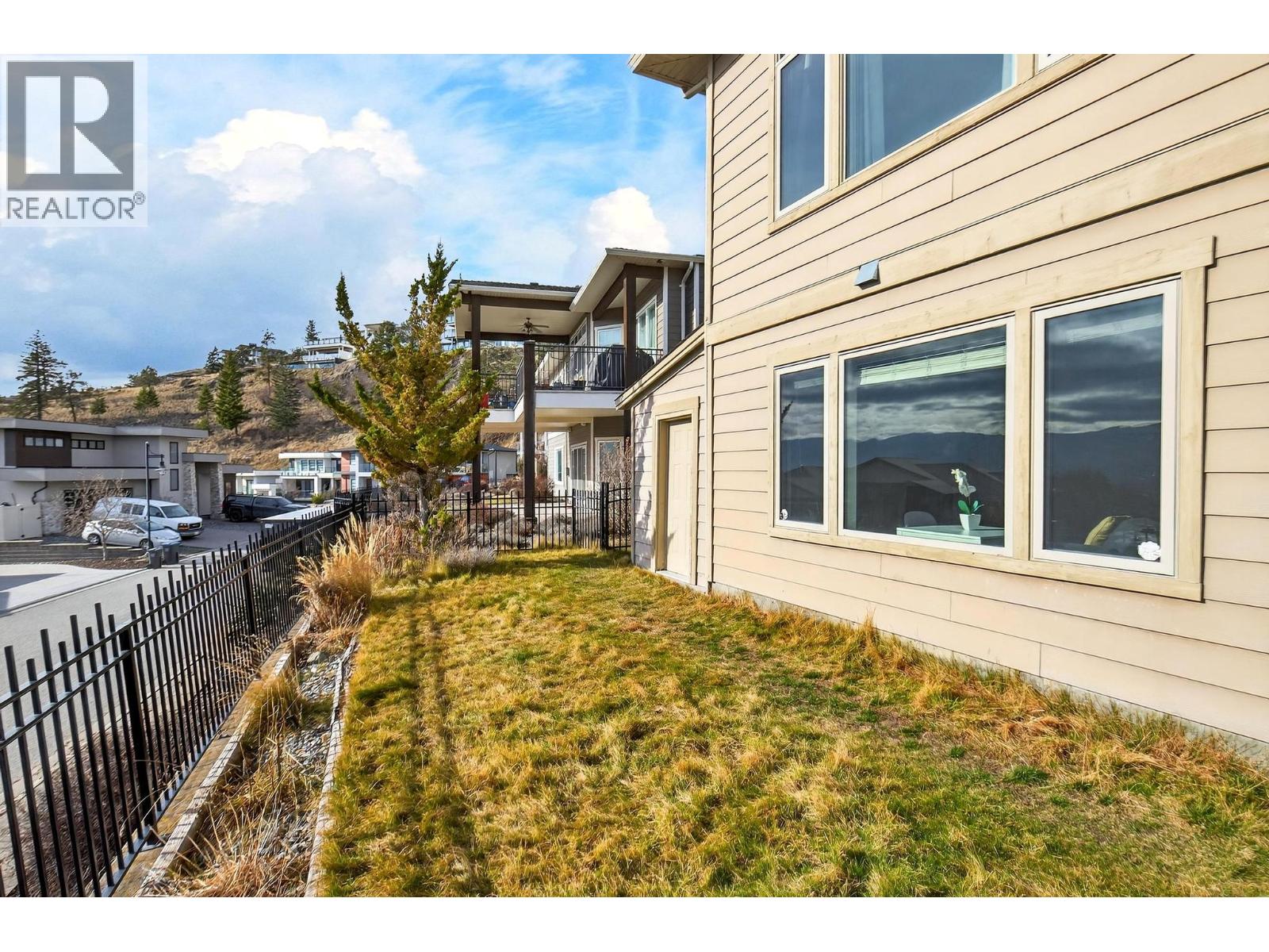 748 Traditions Crescent