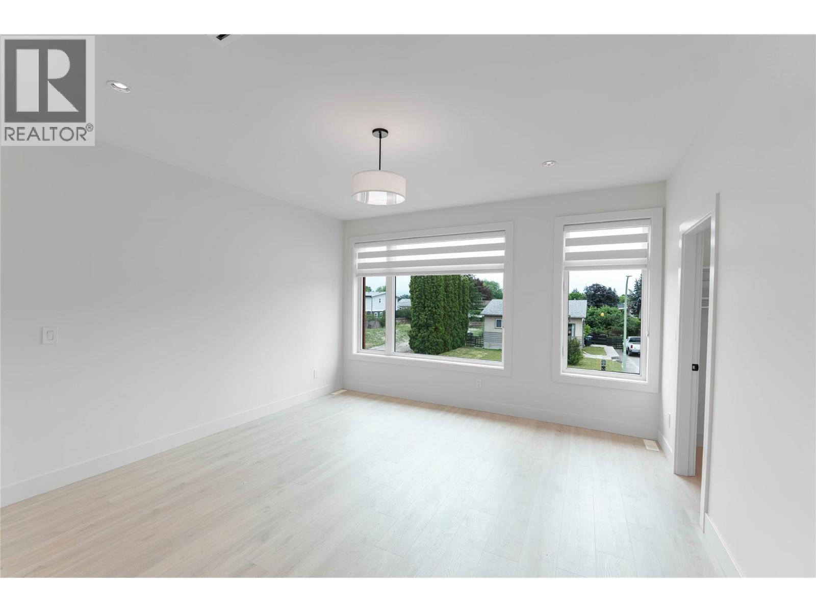 840 Grenfell Ave Avenue Unit# 2