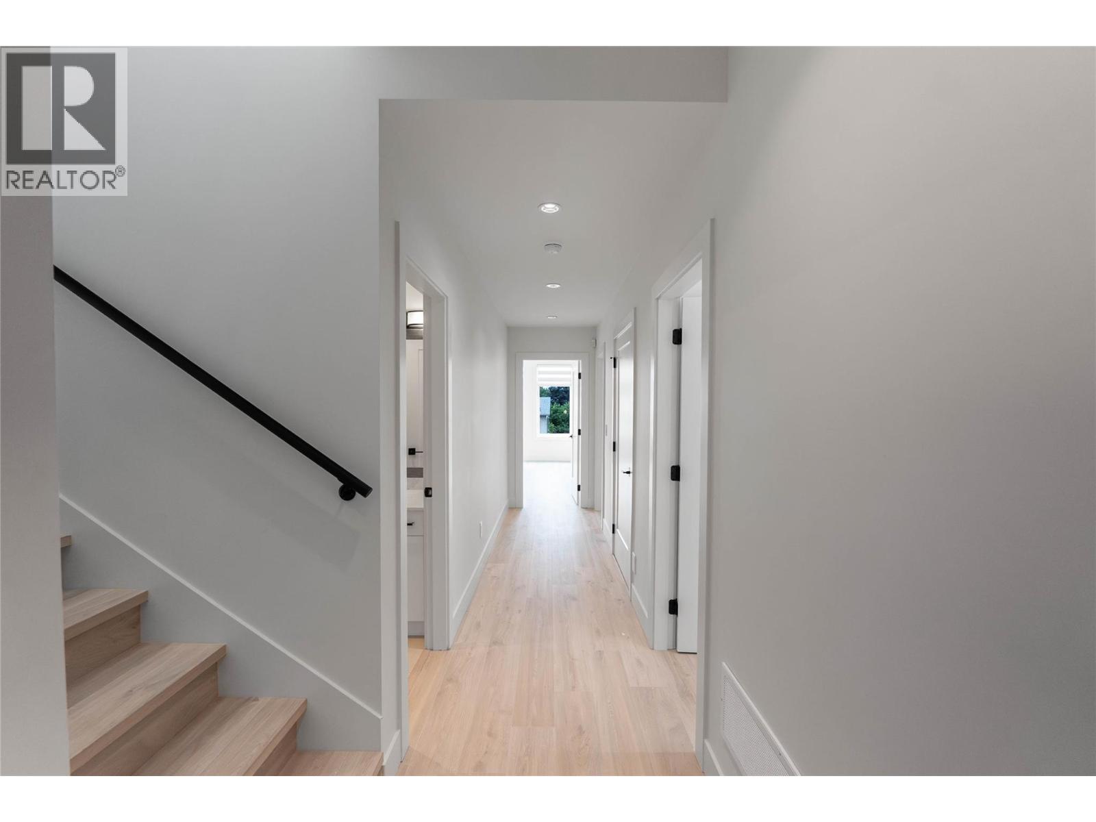 840 Grenfell Ave Avenue Unit# 2
