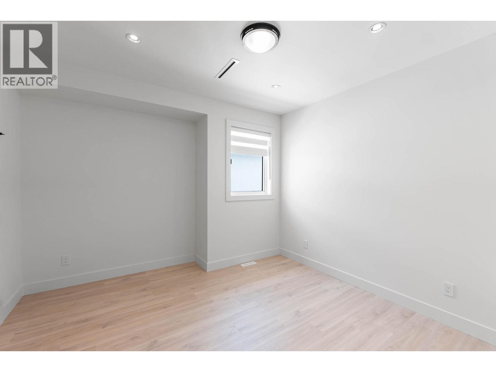 840 Grenfell Avenue Unit# 4 Lot# 4