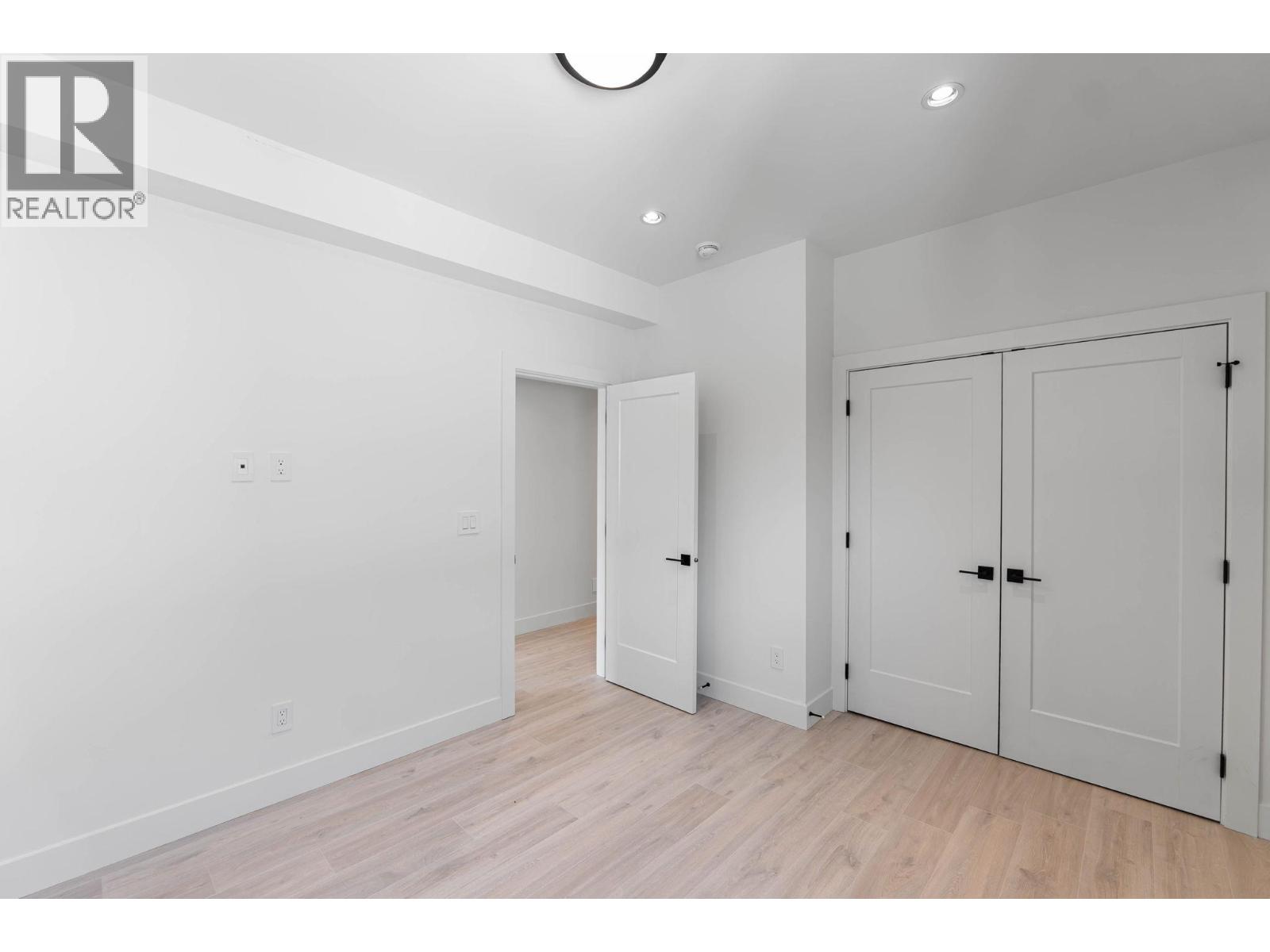 840 Grenfell Avenue Unit# 4 Lot# 4