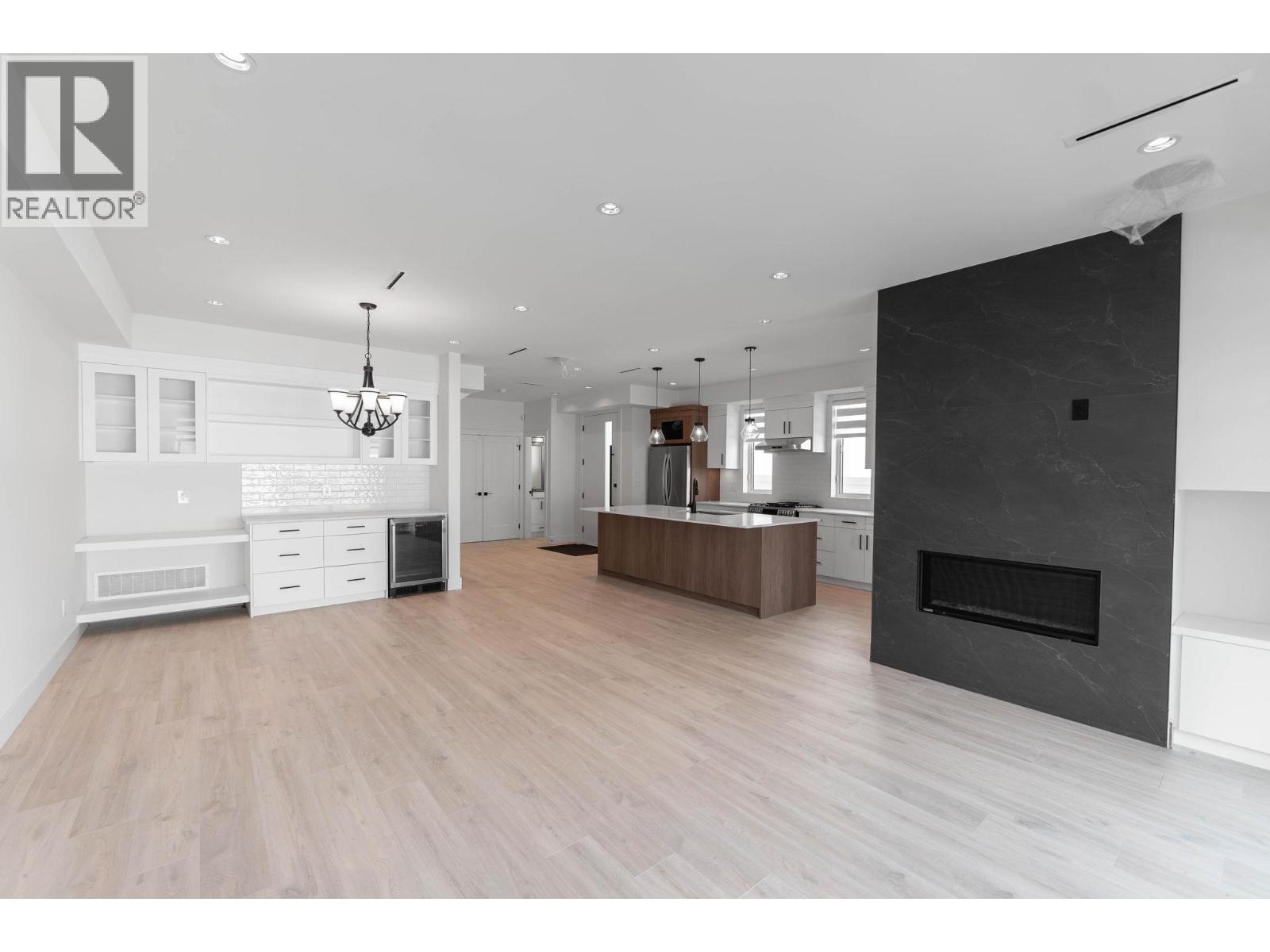 840 Grenfell Avenue Unit# 4 Lot# 4