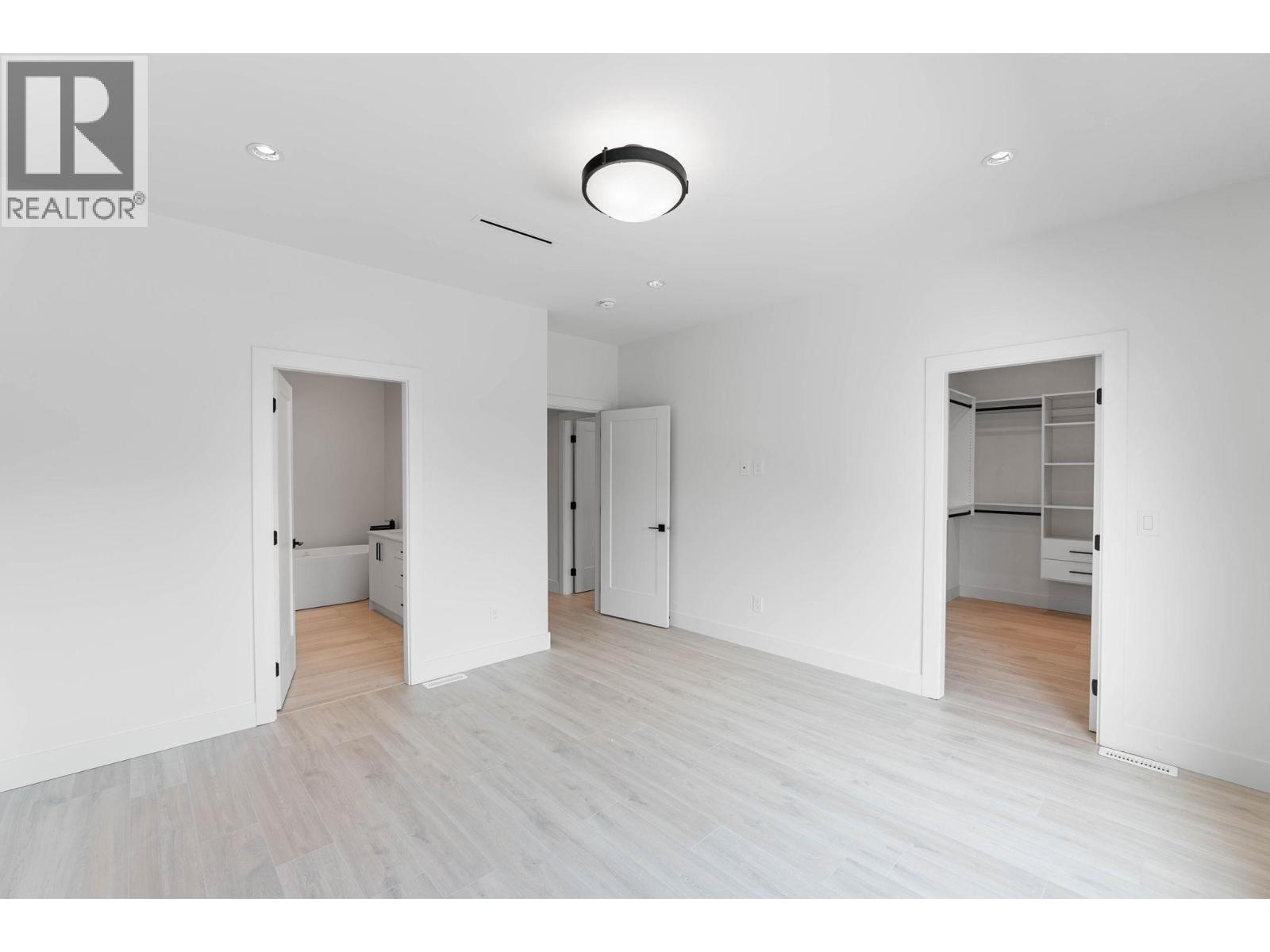 840 Grenfell Avenue Unit# 4 Lot# 4