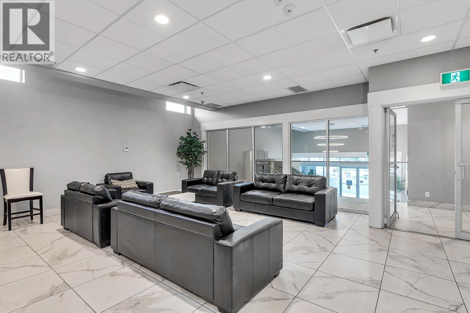 925 Leon Avenue Unit# 302