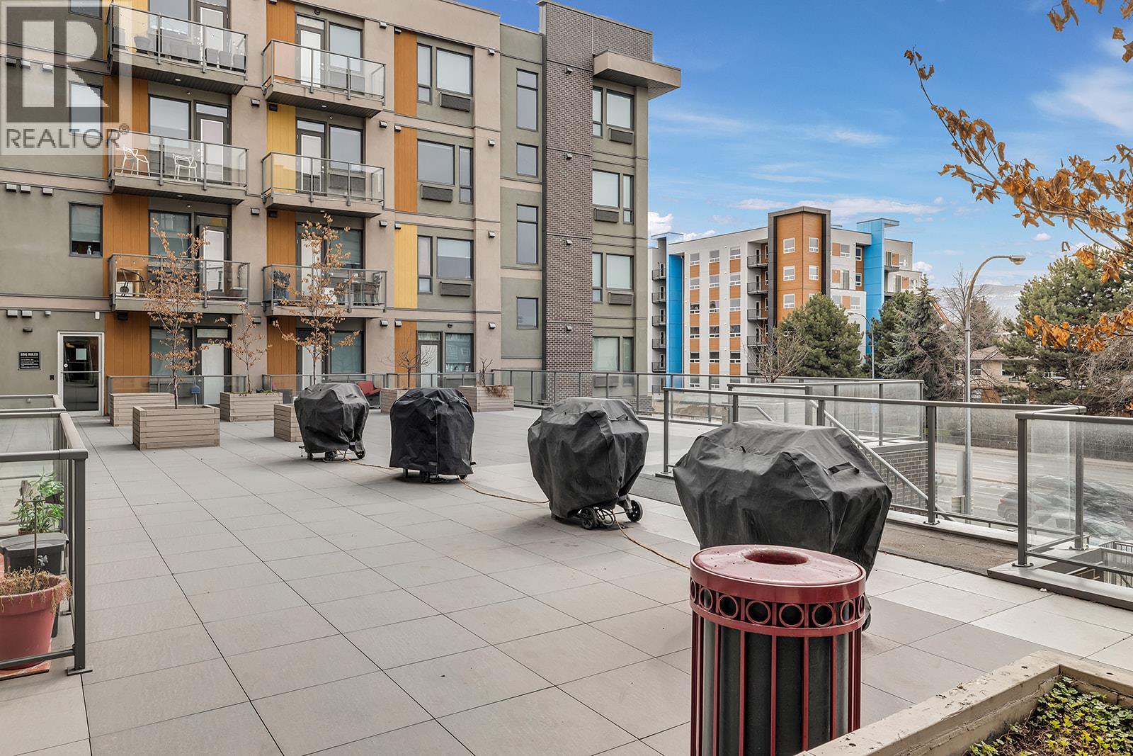 925 Leon Avenue Unit# 302