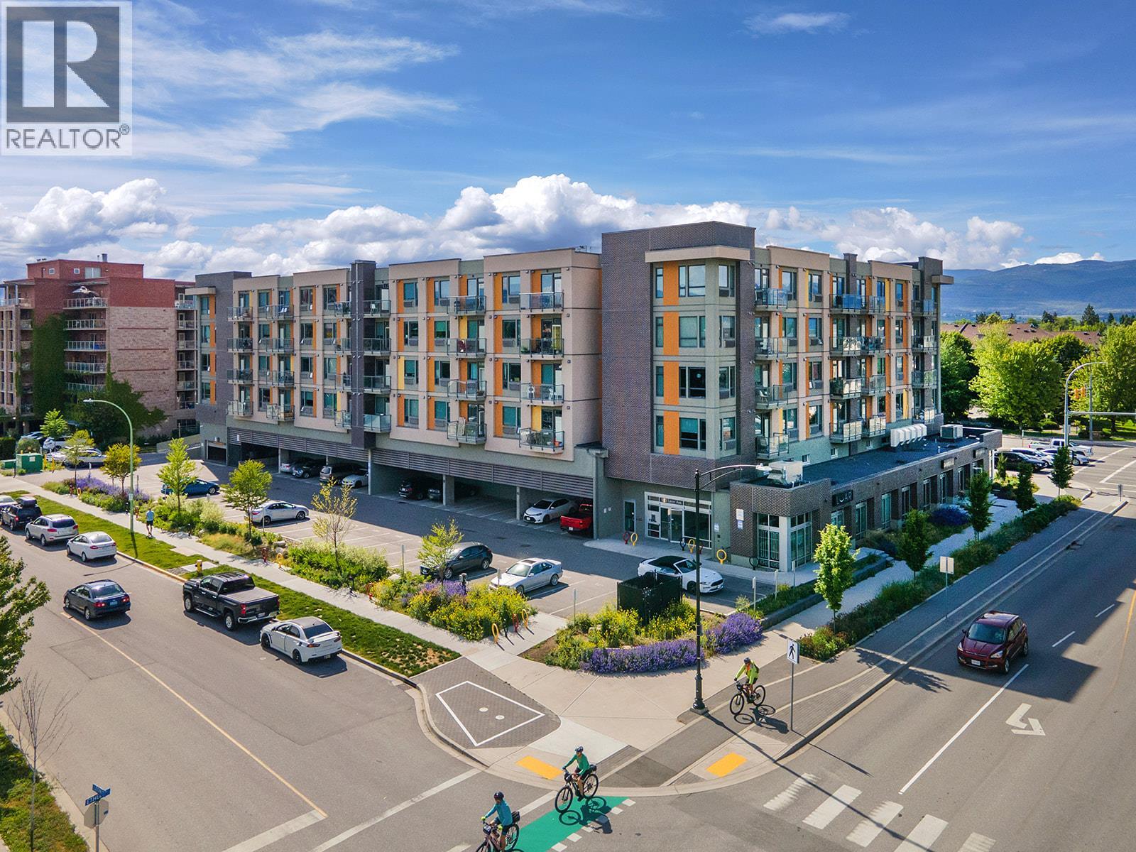 925 Leon Avenue Unit# 302