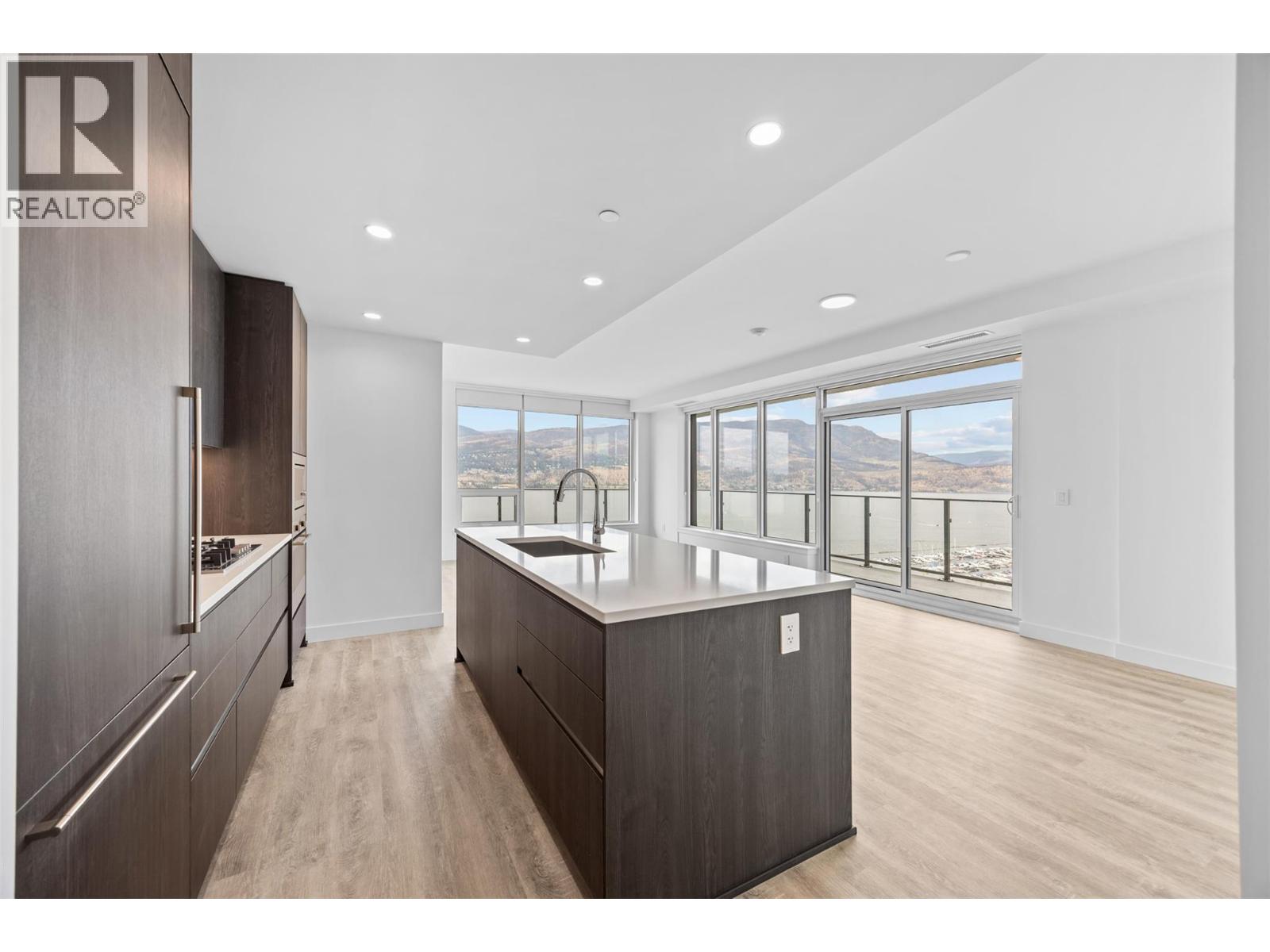 238 Leon Avenue Unit# 1808
