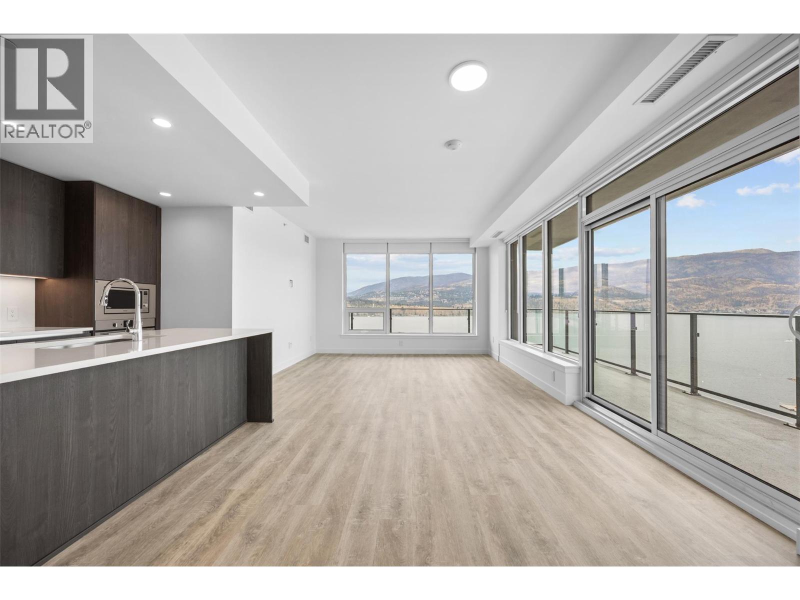 238 Leon Avenue Unit# 1808