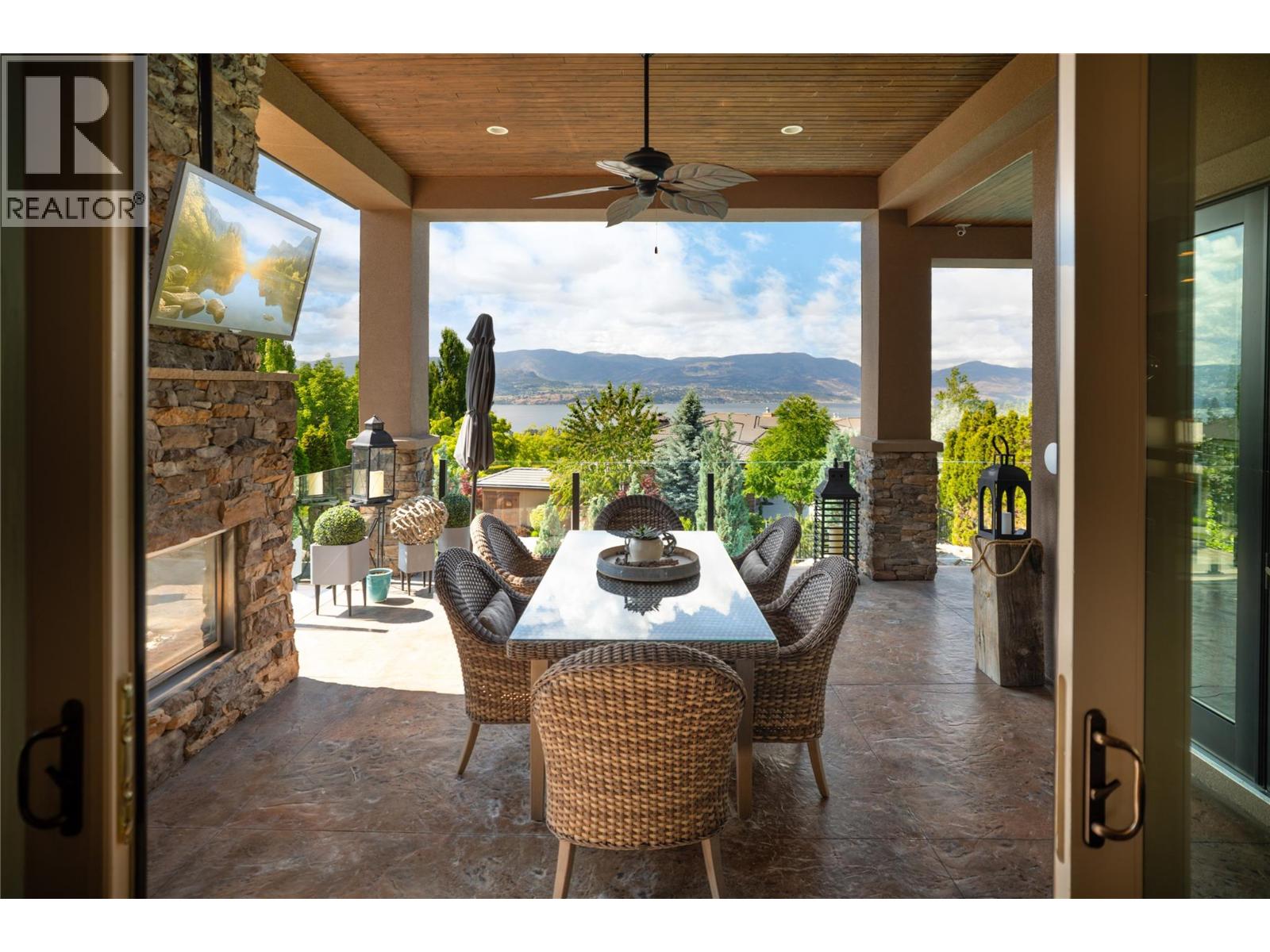 710 ARBOR VIEW Drive
