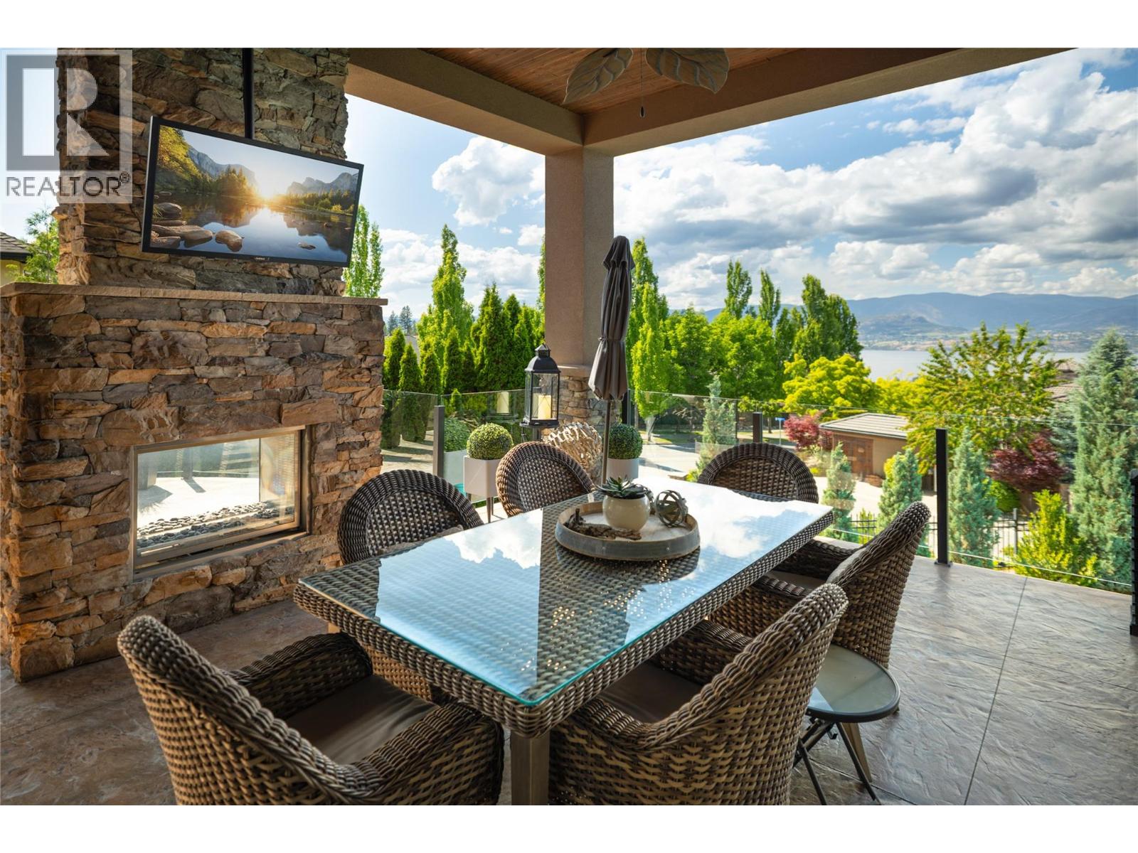 710 ARBOR VIEW Drive