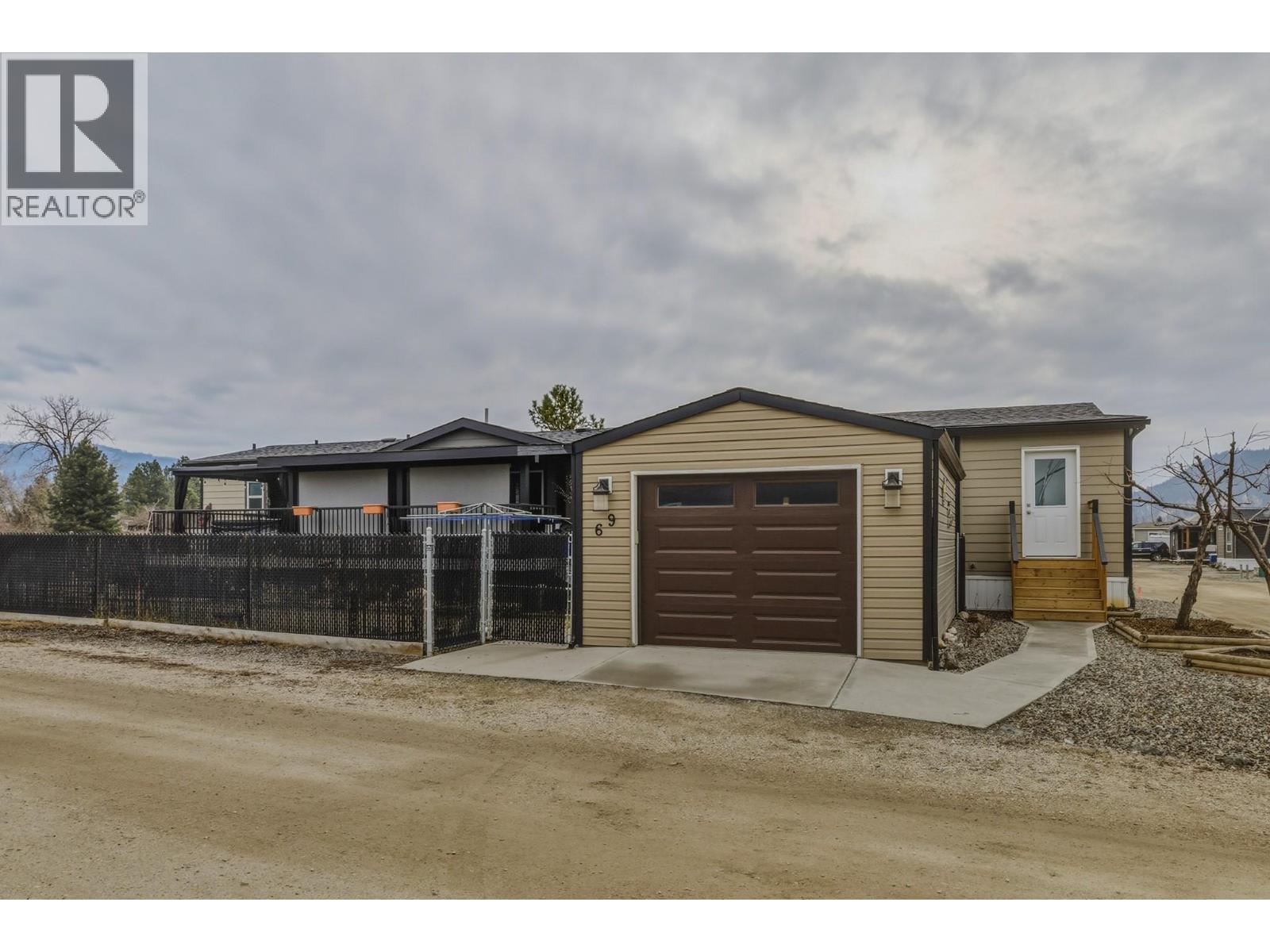 8945 HWY 97N Unit# 69