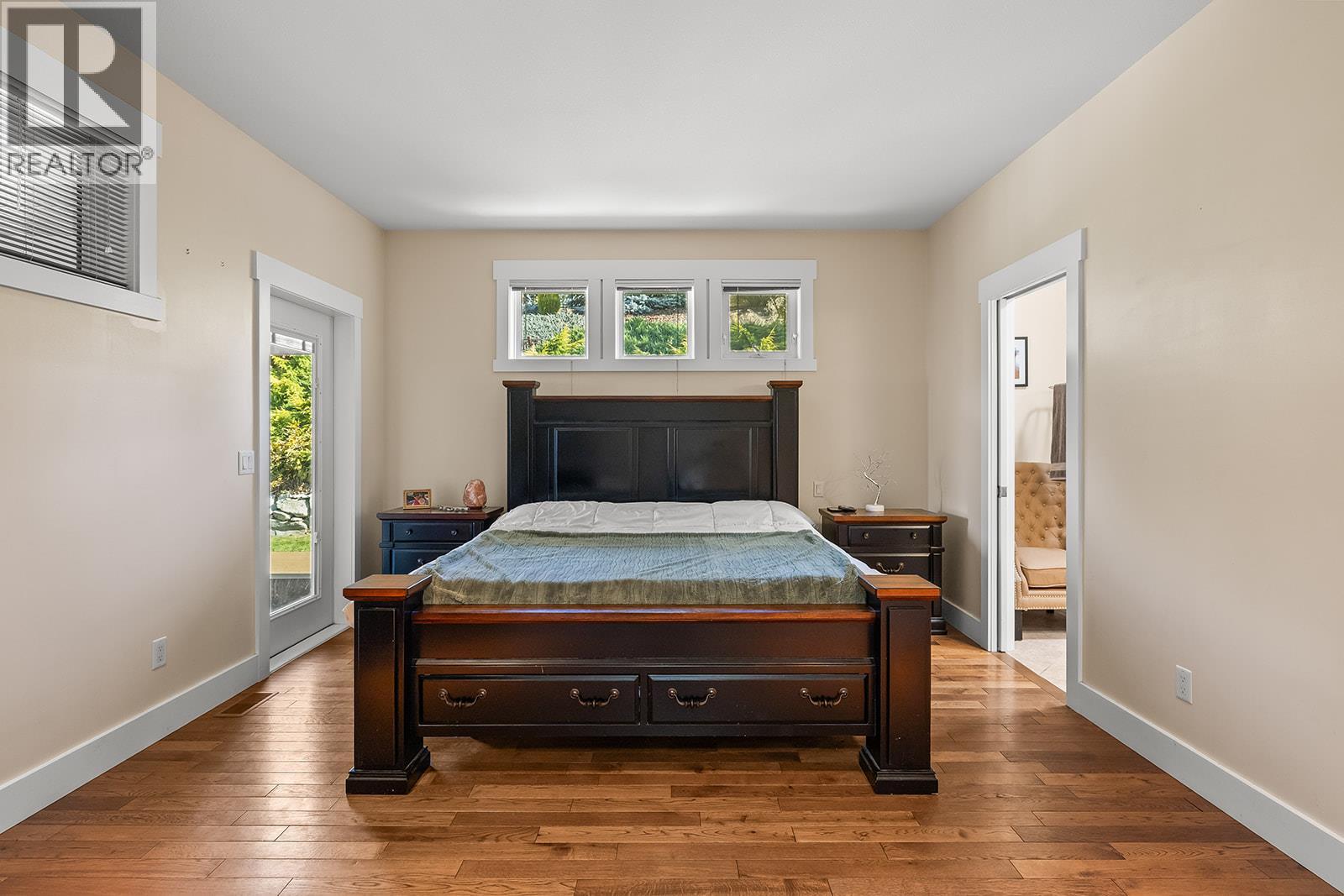 3431 Camelback Drive