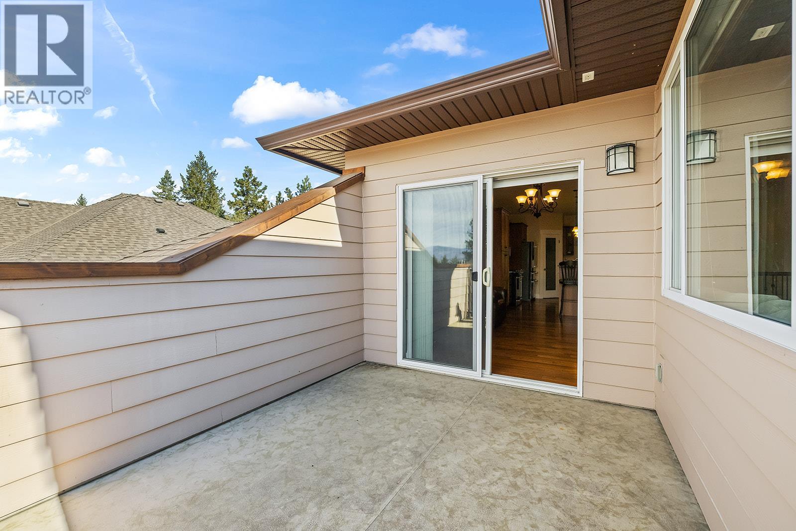 3431 Camelback Drive