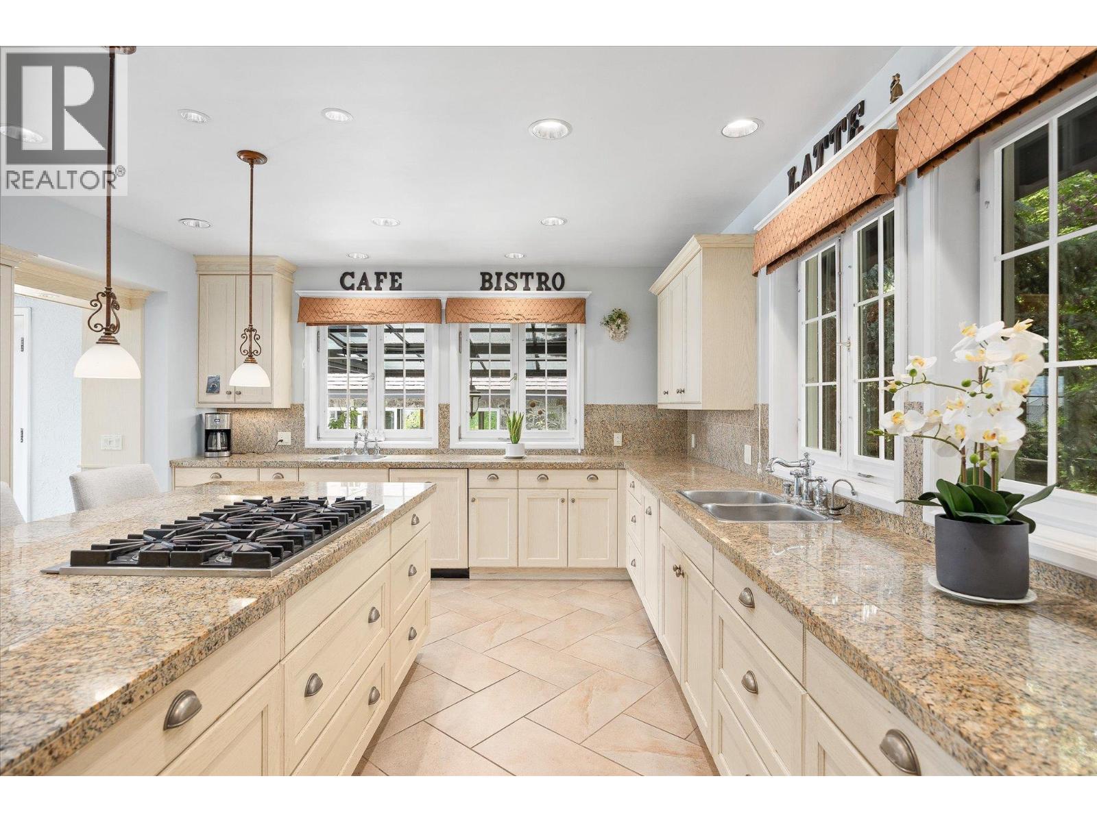 3105 Thacker Drive Unit# 7