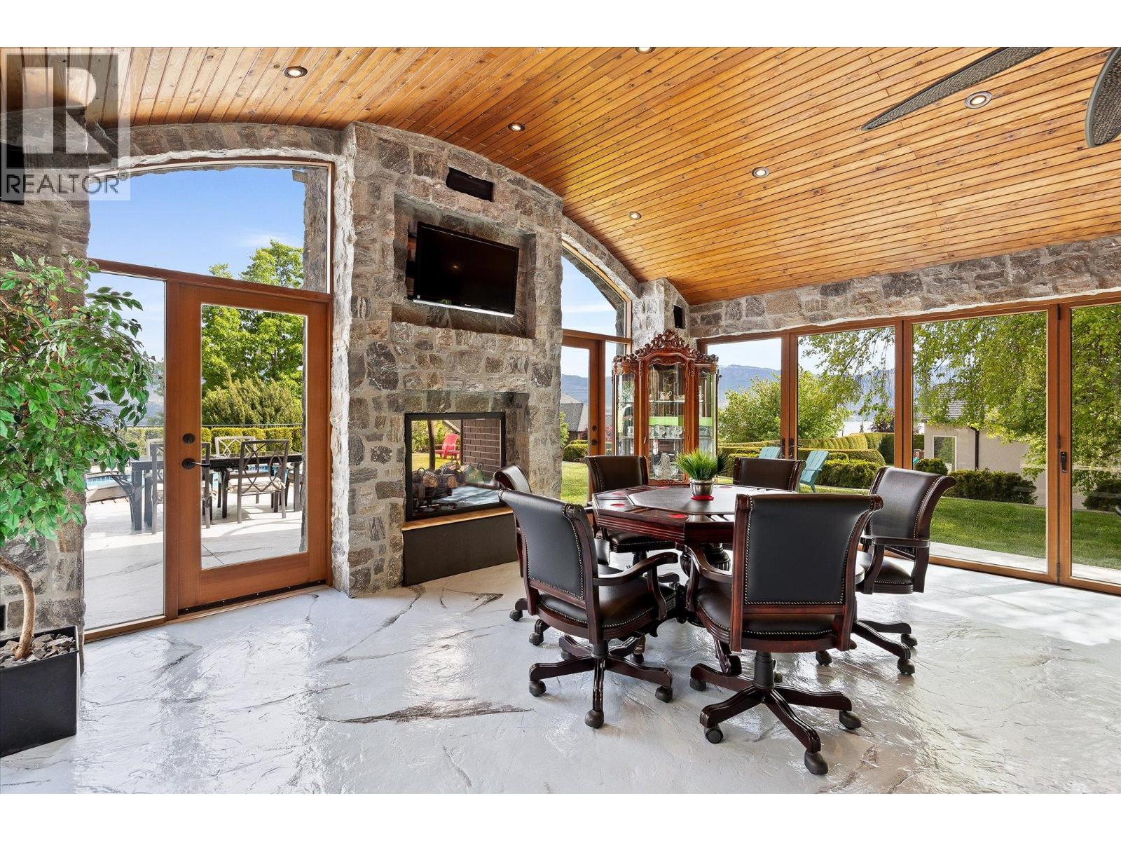 3105 Thacker Drive Unit# 7