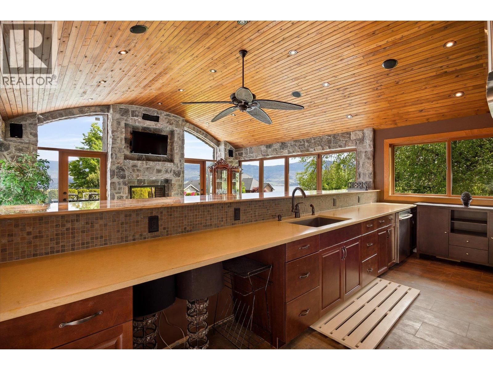 3105 Thacker Drive Unit# 7