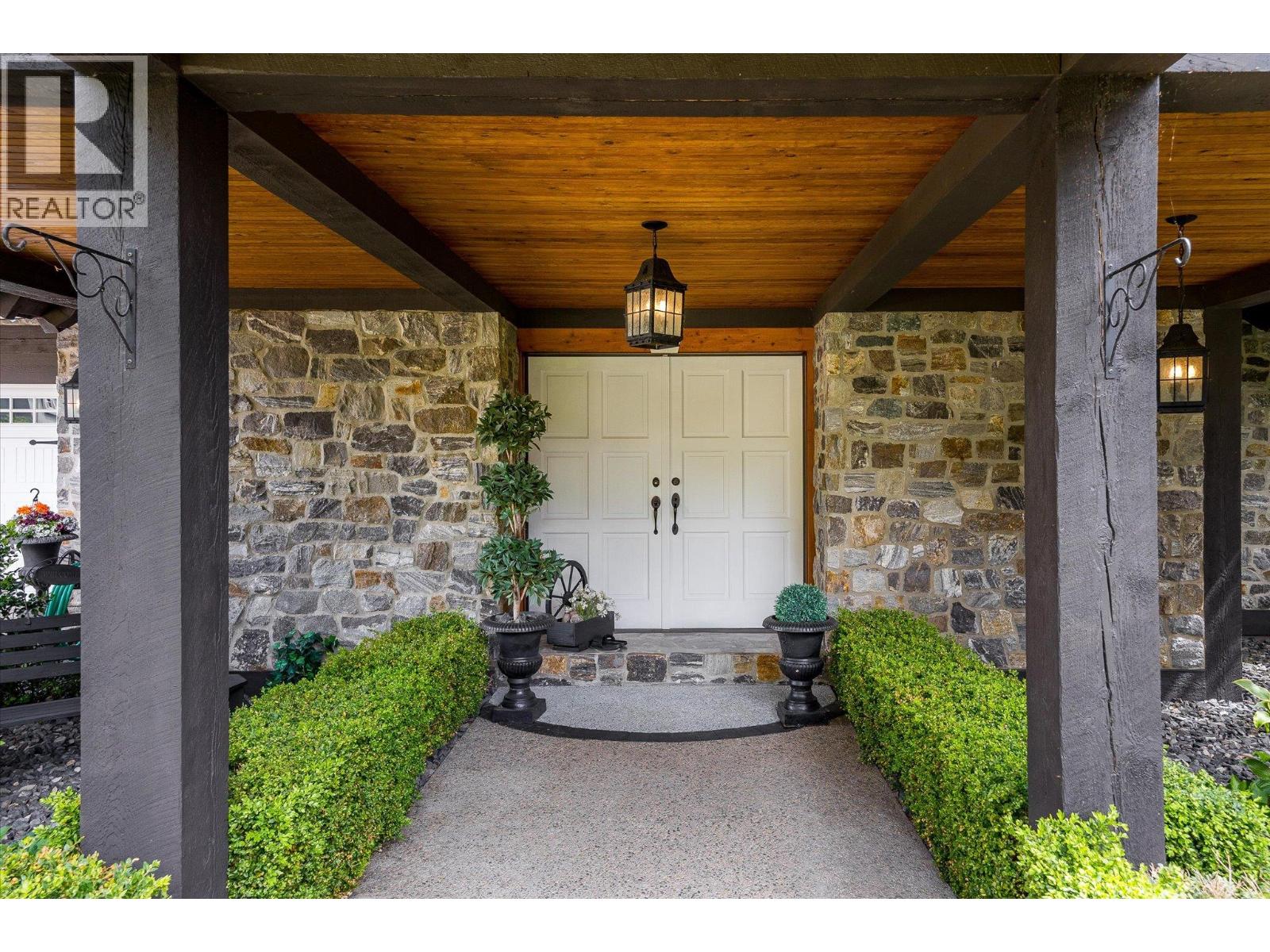 3105 Thacker Drive Unit# 7