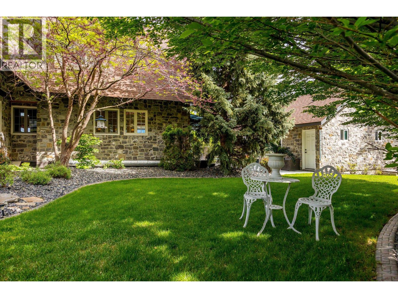 3105 Thacker Drive Unit# 7