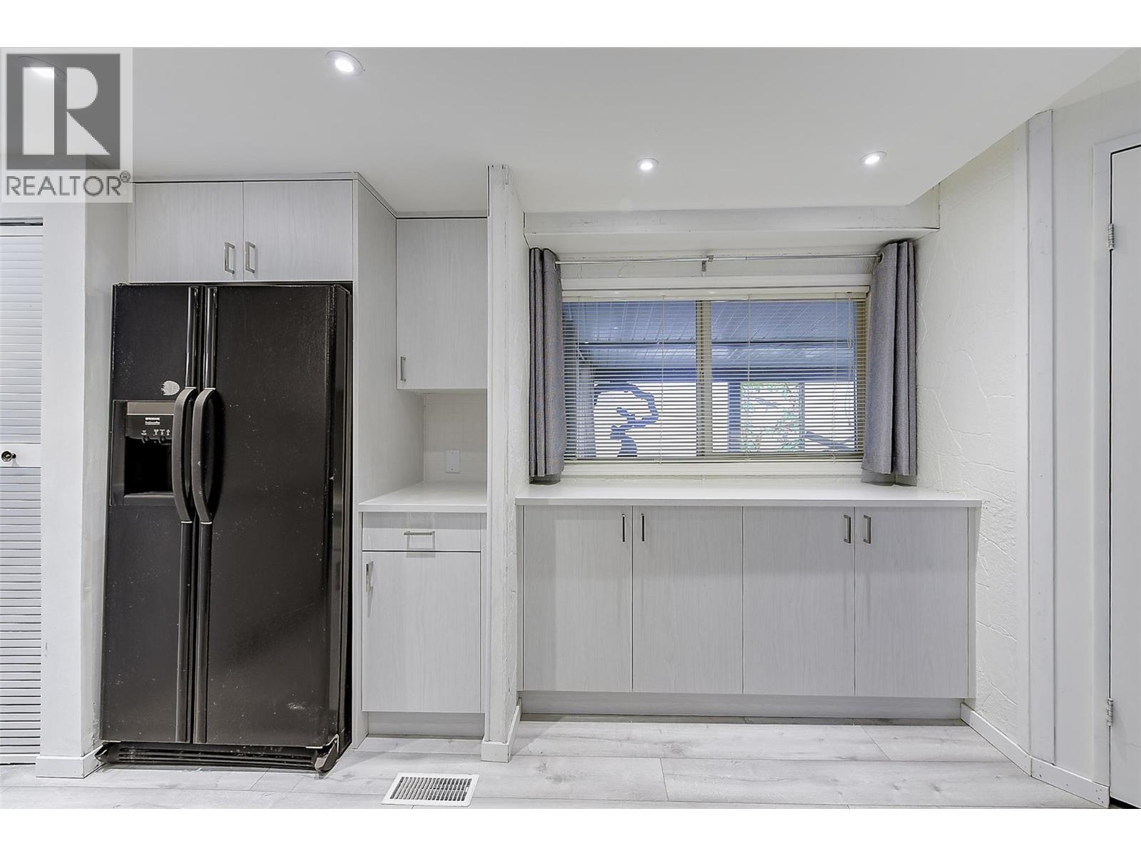 1880 Old Boucherie Road Unit# 148