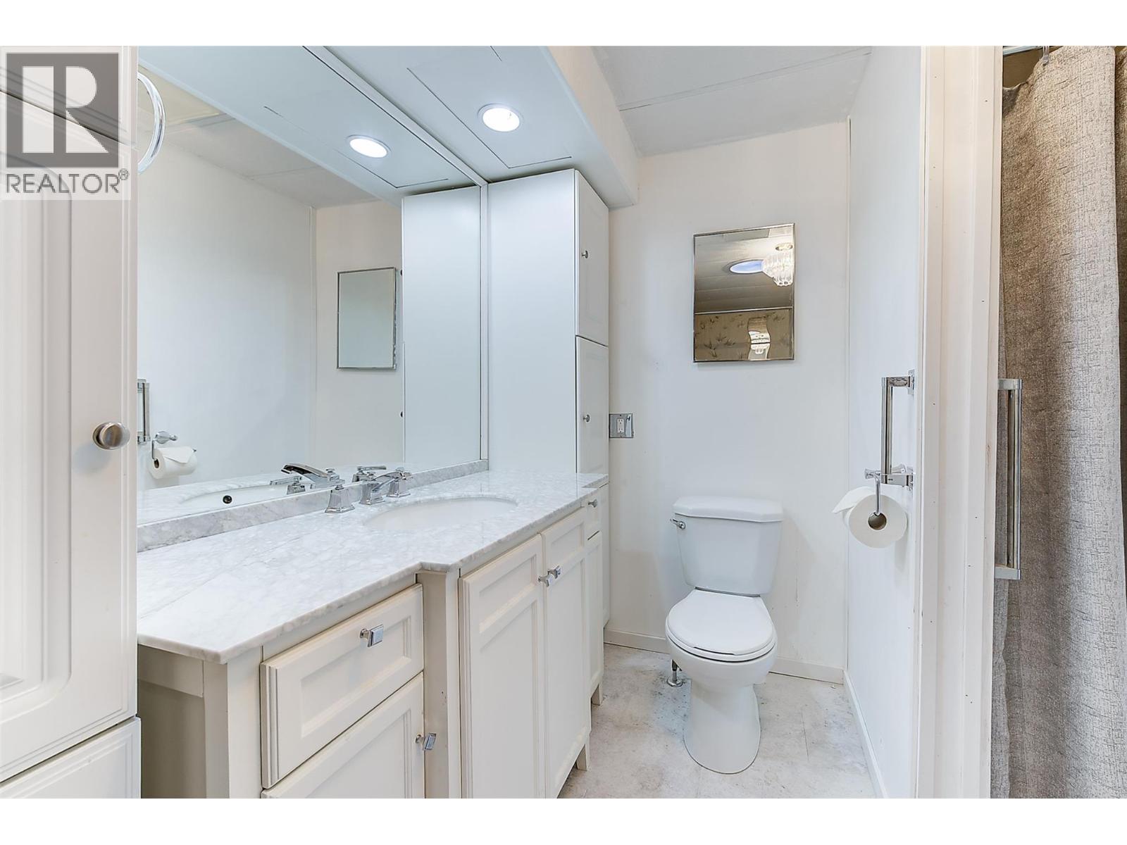 1880 Old Boucherie Road Unit# 148