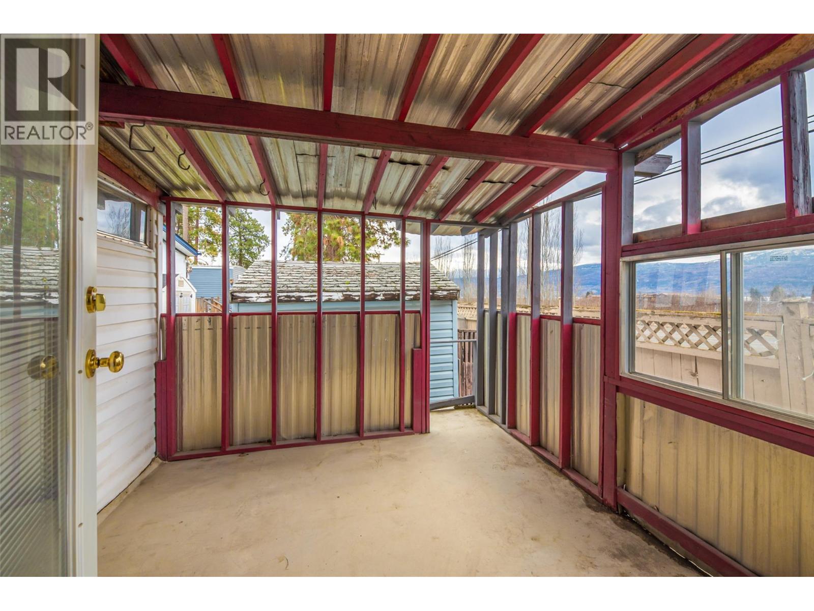 1880 Old Boucherie Road Unit# 148