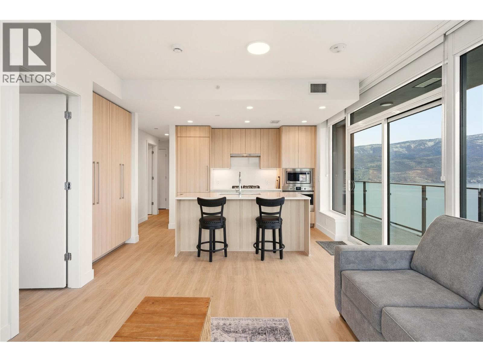 1626 Water Street Unit# 3402