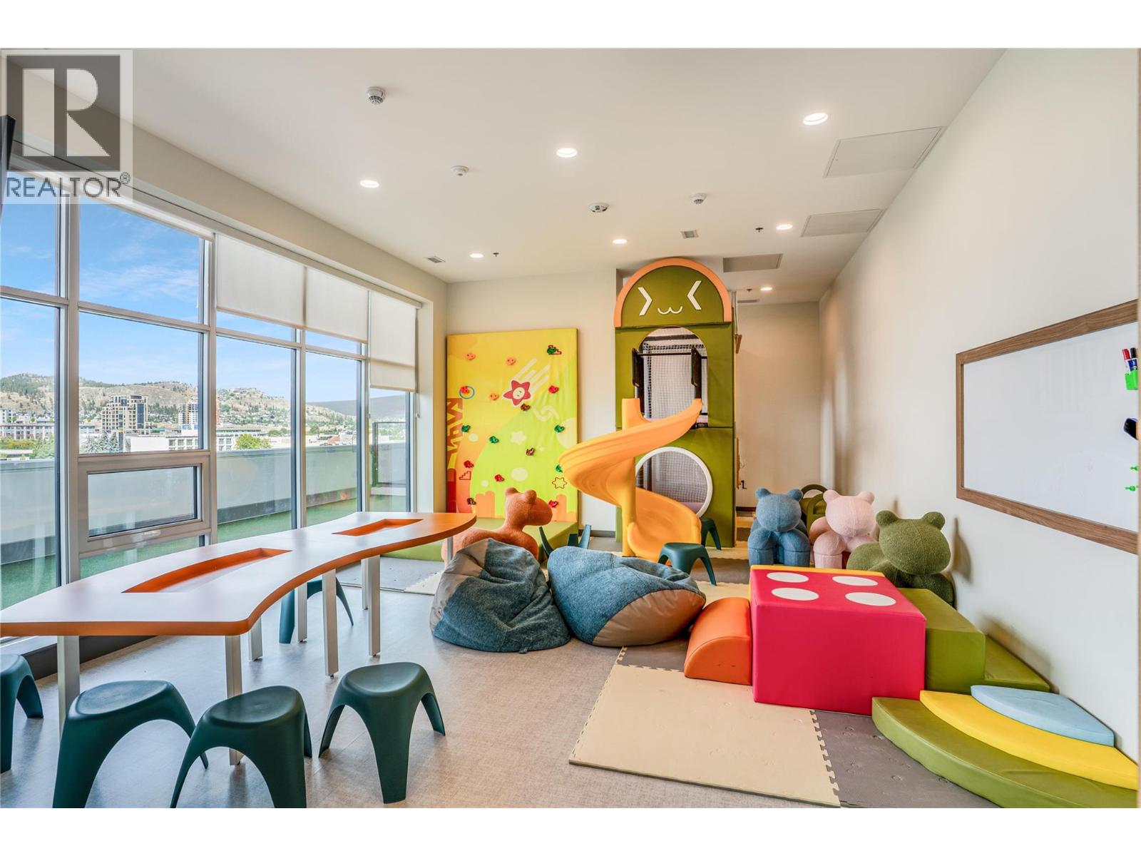 1626 Water Street Unit# 3402